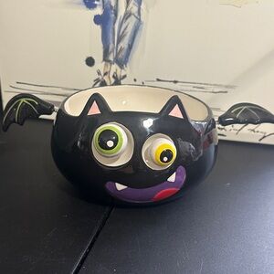 Ceramic Halloween bat candy bowl